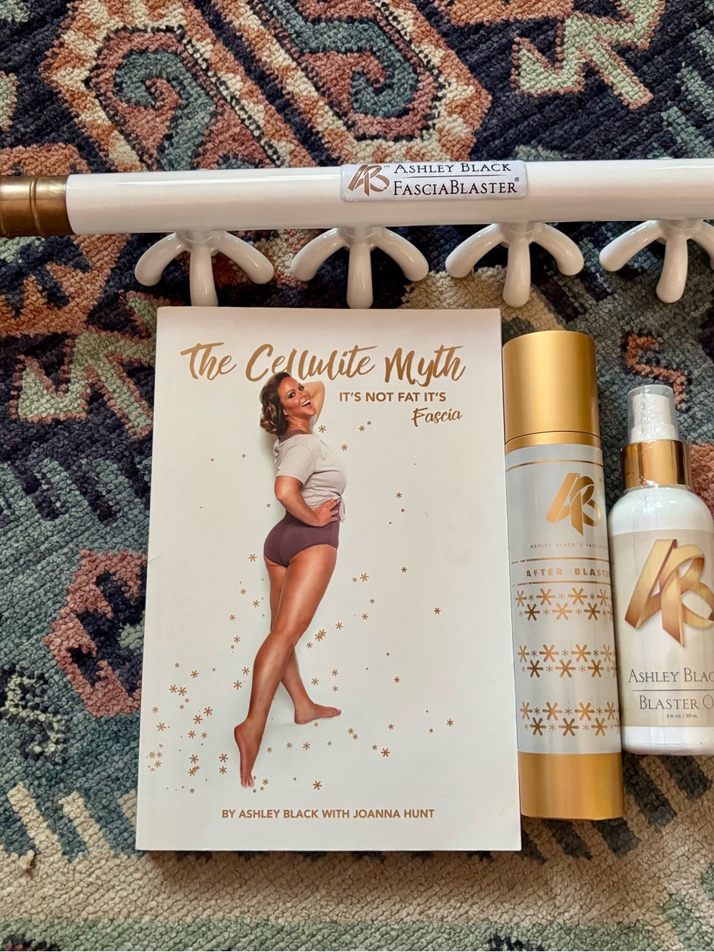 Ashley Black FasciaBlaster Set in White & Gold – Body Care Tools